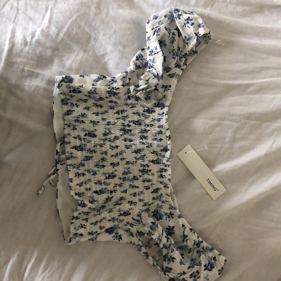 Floral crop top - Picture 2 of 2